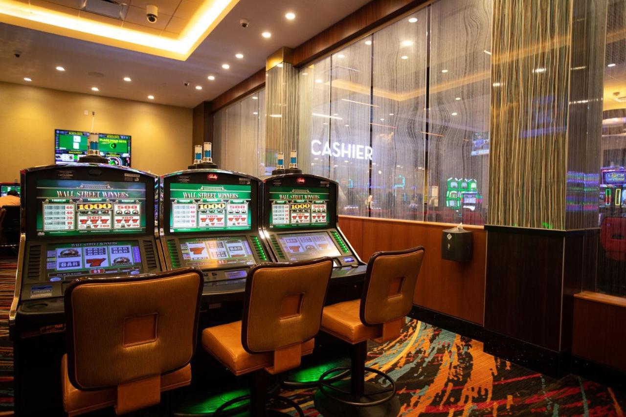 Jake'S 58 Casino Hotel - Adults Only Ісландія Екстер'єр фото